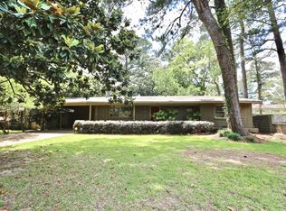 4005 Roxbury Rd, Jackson, MS 39211