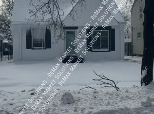 16004 Throckley Ave, Cleveland, OH 44128