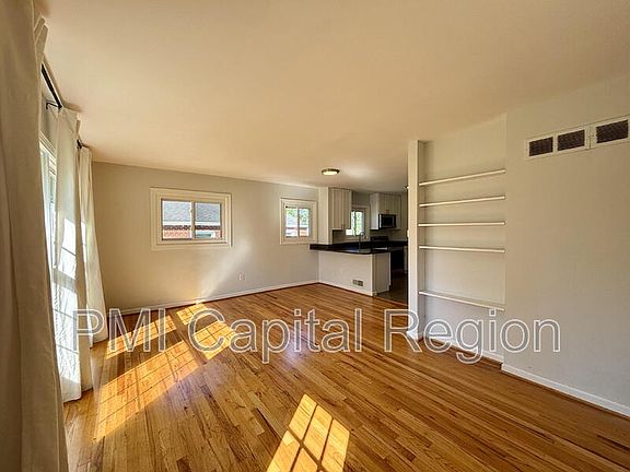 2nd image of 1 Stanley Ct