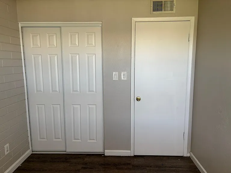 7130 W Highland Ave — Photo 9