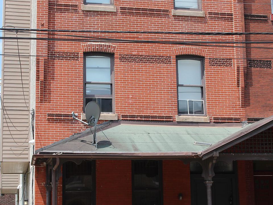 890 N. 41st St.