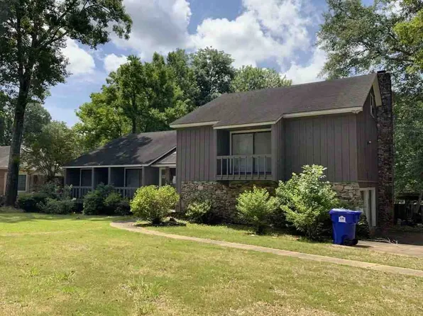 265 E Castlewood Dr, Selma, AL 36701