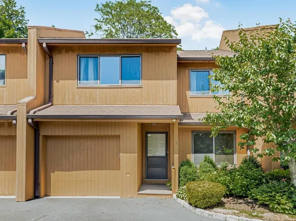 200 California Road #6, Bronxville, NY 10708