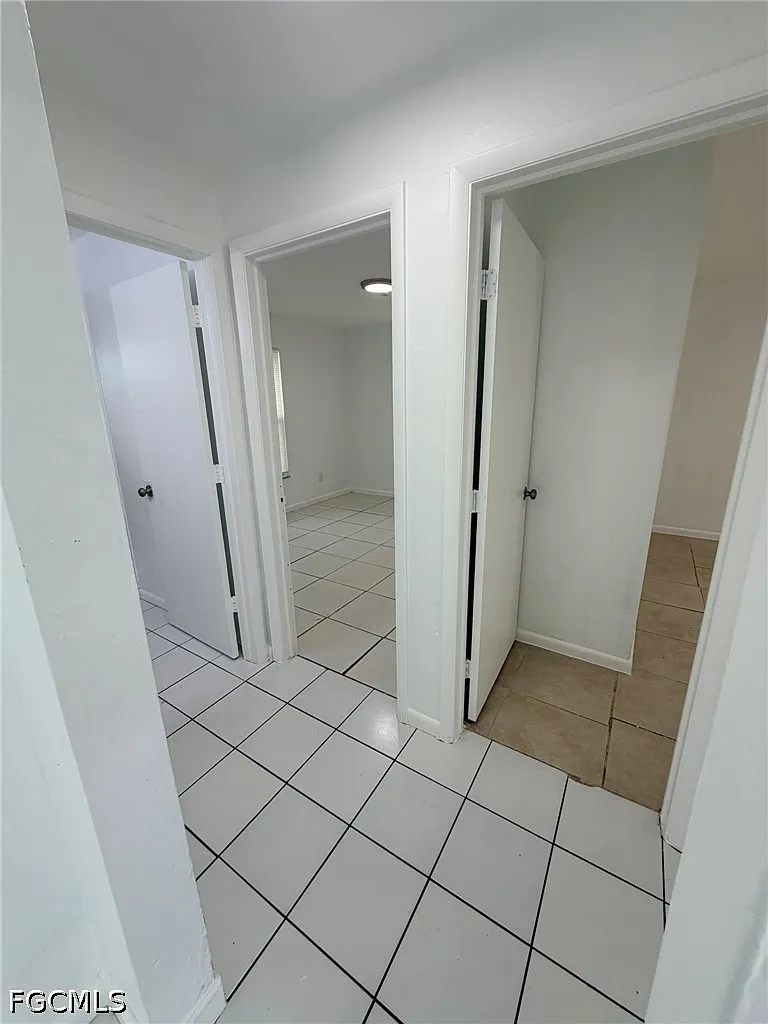 2 bed, 1.0 bath, 800 sqft, $1,200 — Photo 1