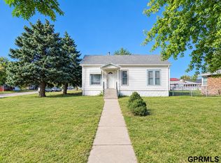 501 E 7th St, Lexington, NE 68850