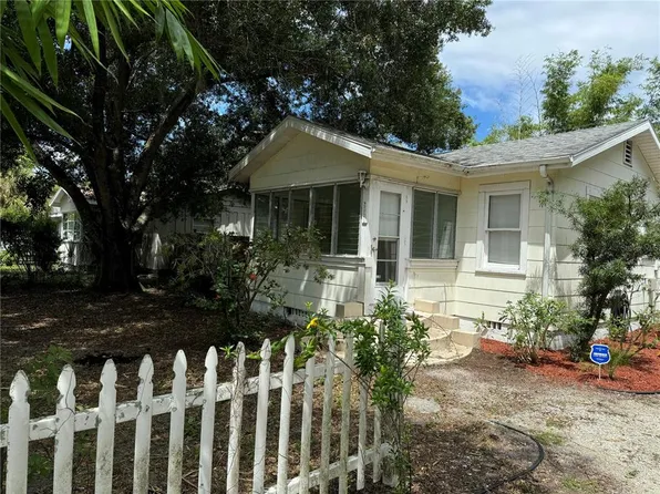 2391 10th St, Sarasota, FL 34237