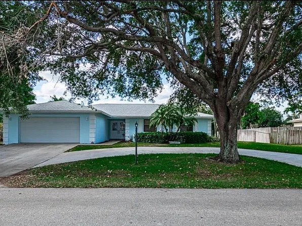 97 W Palm Ave, Lake Worth, FL 33467