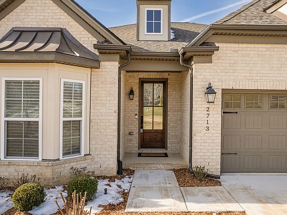 4th image of 2713 Nottingham Dr