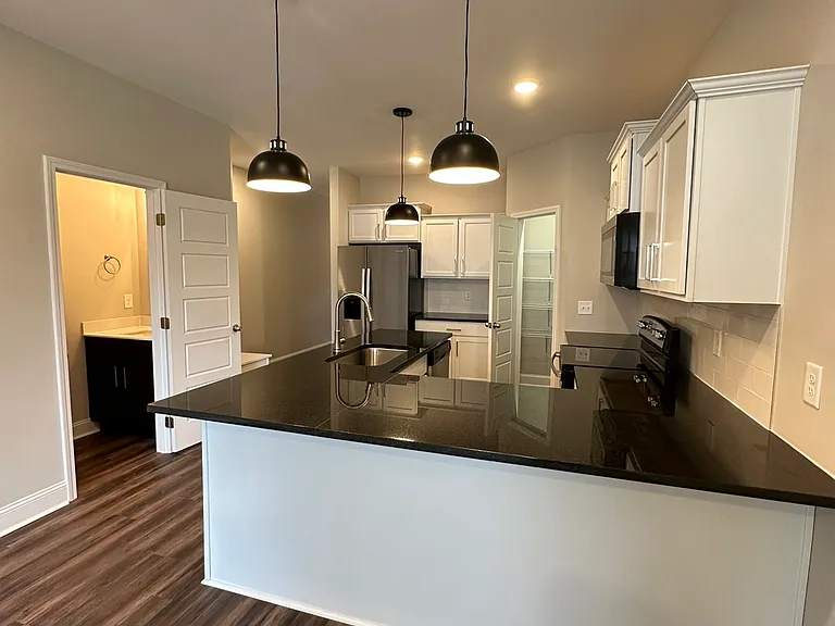 119 W Rossview Rd #2-I — Photo 5