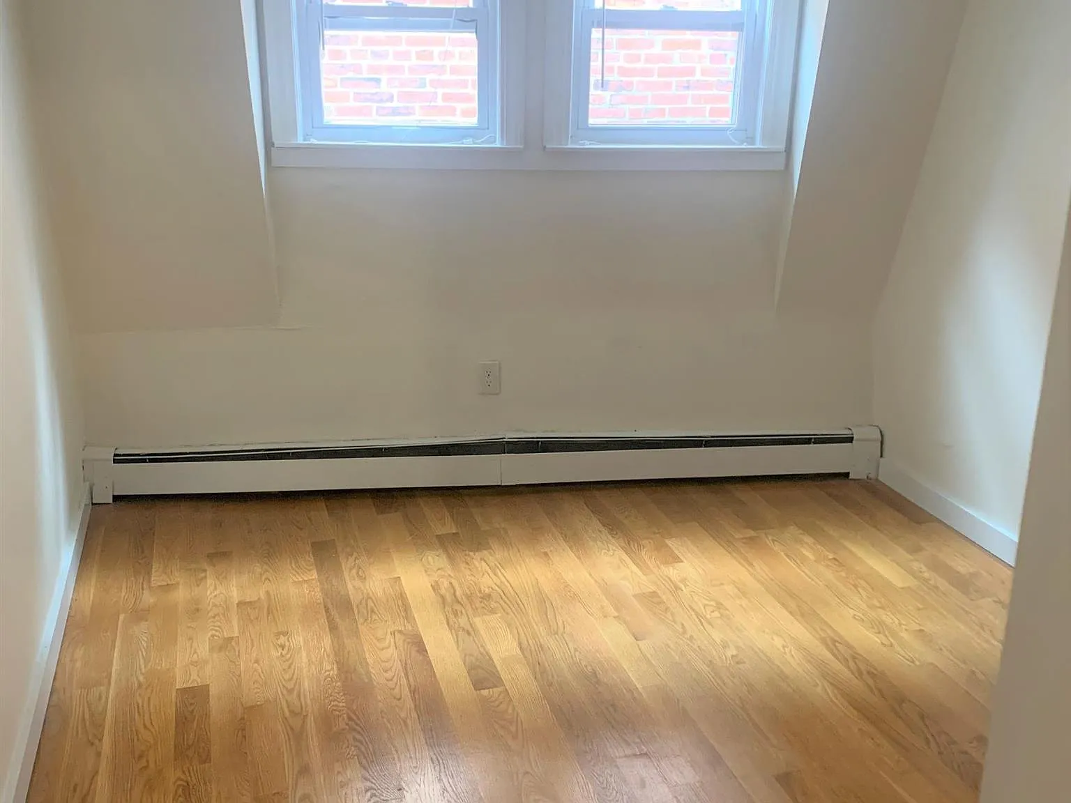 2 bed, 800 sqft, $2,950 — Photo 3
