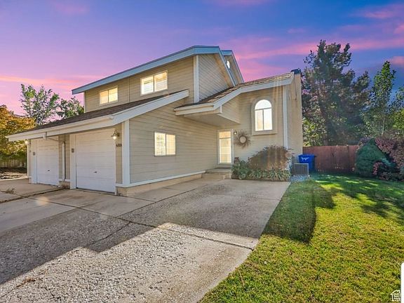 3rd image of 6886 S Hillside Village Cir