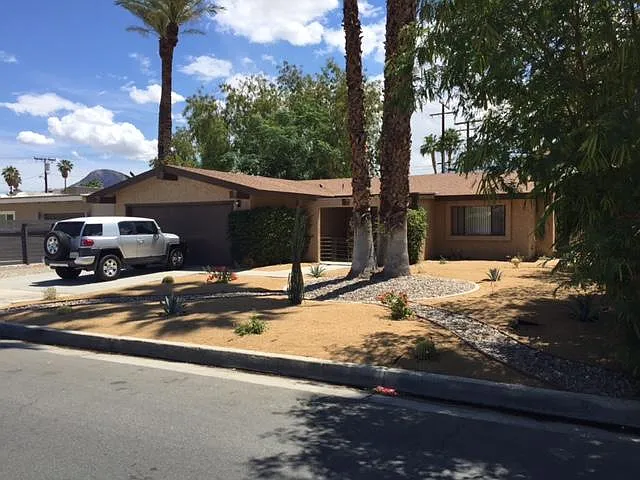 Building Photo - 73425 Royal Palm Dr