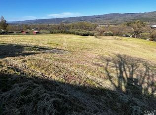 4780 Burke Hill Dr, Ukiah, CA 95482