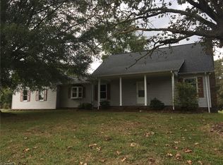 1101 Cornatzer Rd, Mocksville, NC 27028
