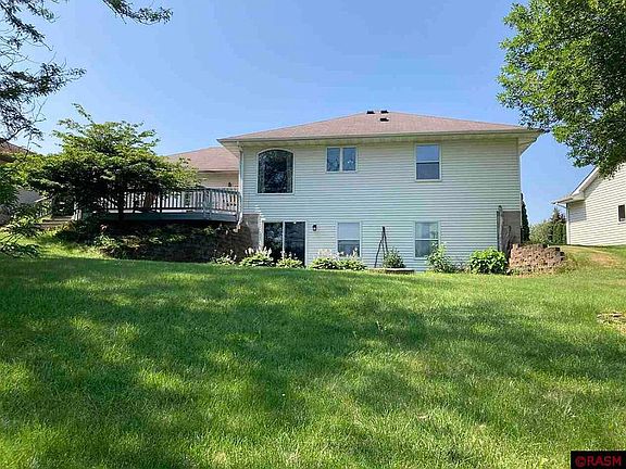 2nd image of 50 Winnebago Cir