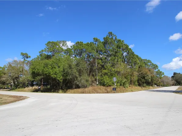 2400 85th Ct, Vero Beach, FL 32966