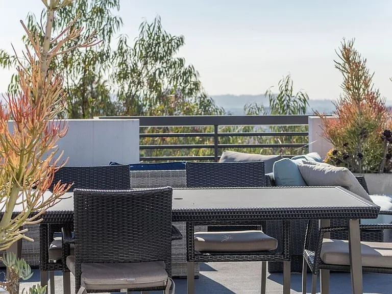 1283 Havenhurst Dr #101 — Photo 34