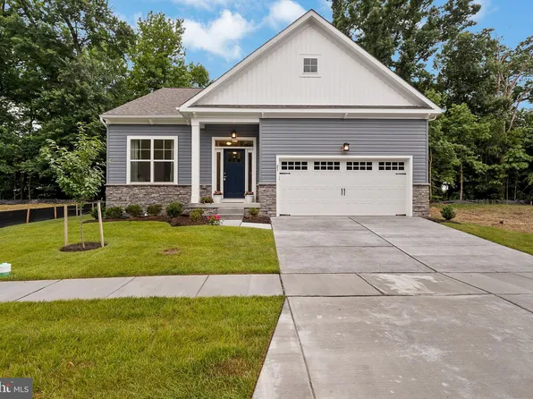 3227 Pinetree Dr, Manchester, MD 21102