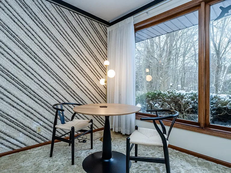 1319 Lewis Ave — Photo 31