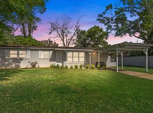 3111 Seine Dr, Jacksonville, FL 32208