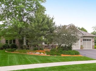 665 Weston Ridge Pkwy, Chaska, MN 55318