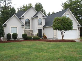 114 Bradford Crossing Dr, Roebuck, SC 29376