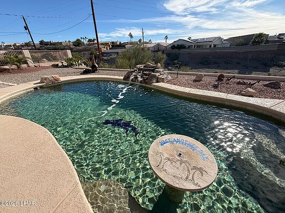 3rd image of 2410 Palo Verde Blvd N