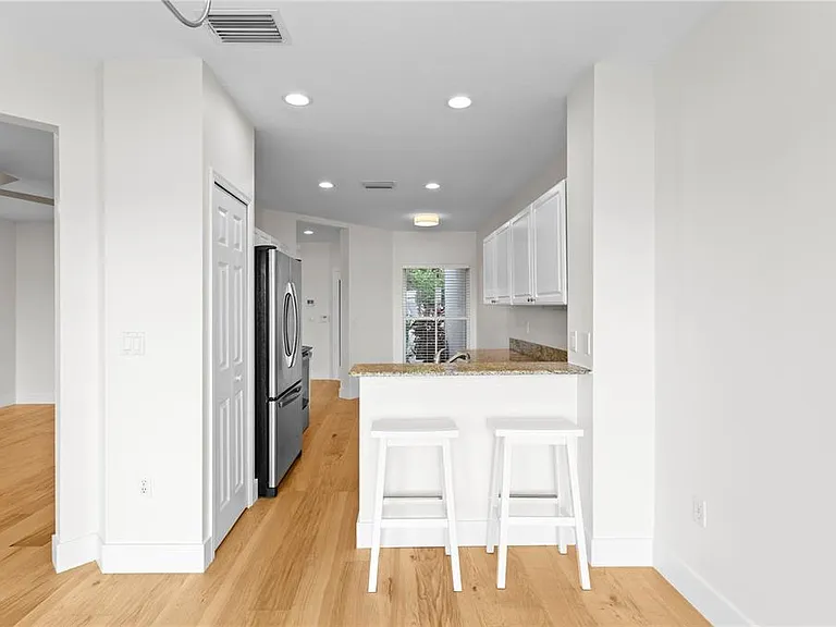 1119 Shipwatch Cir — Photo 15