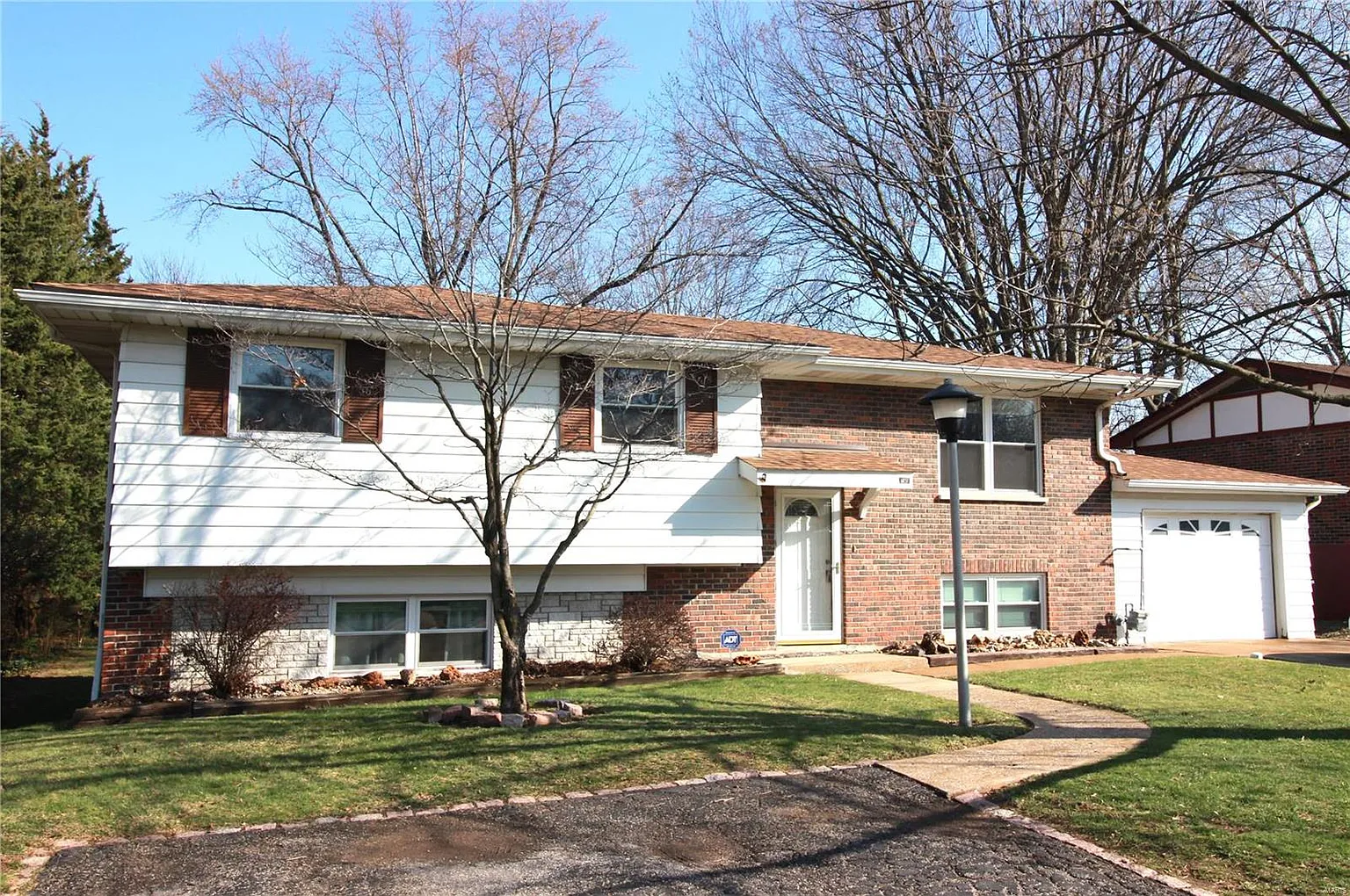 29 Bettina Dr photo 1