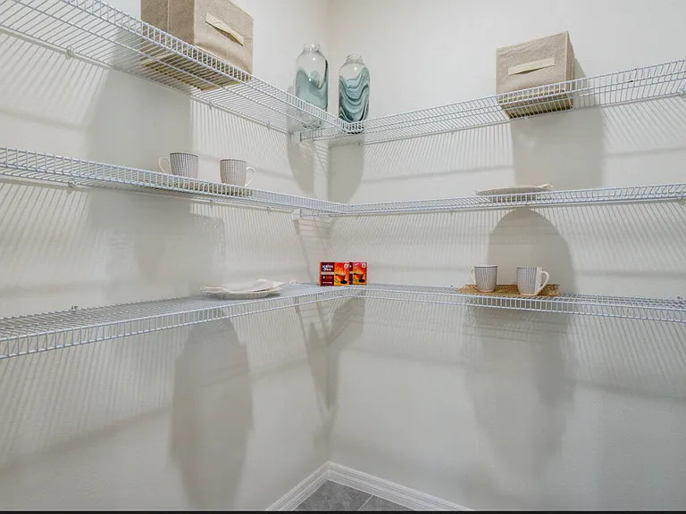 12276 SW Nettuno Way — Photo 5