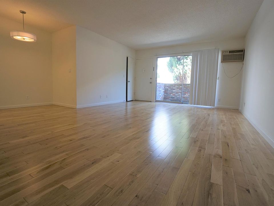 1st image of 1337 N Gardner St APT 4
