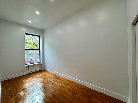 5th image of 2030 Madison Ave