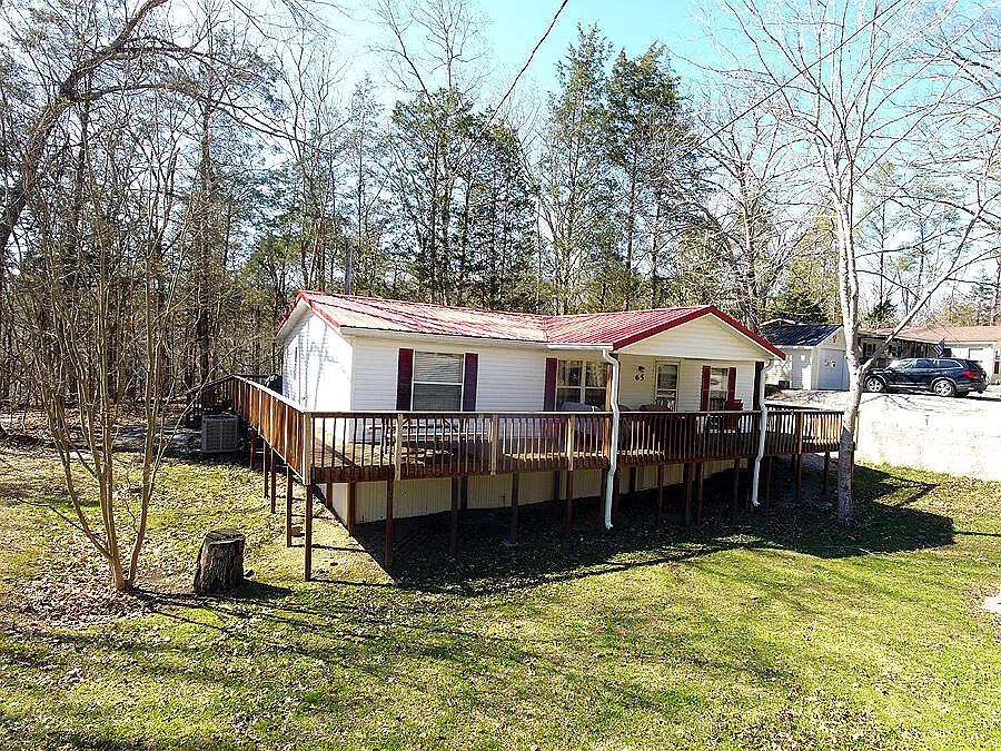 65 S Lake Dr photo 1