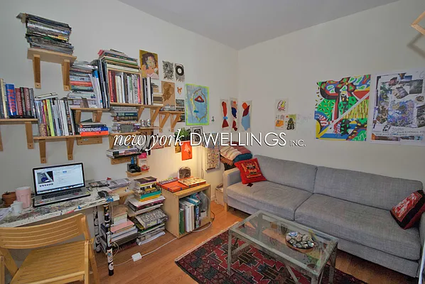 Rented by New York Dwellings LLC | media 27