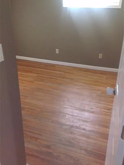22012 Logue Ave — Photo 4