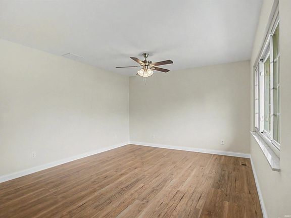 5th image of 7013 Briar Ridge Rd