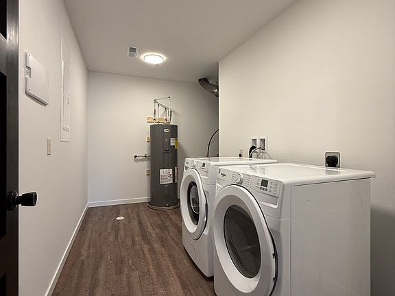 4th image of 5491 164th St #5493