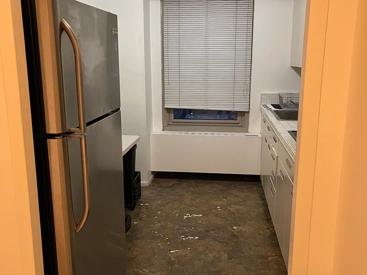 1 bed, 908 sqft, $1,950 — Photo 3