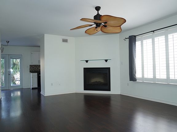 2nd image of 235 Nautica Way
