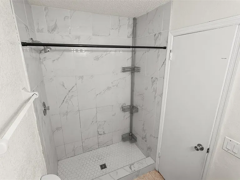 652 Saint Johns Ct #652 — Photo 18