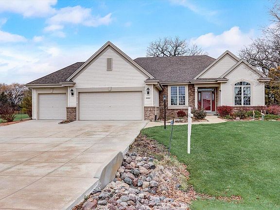 4th image of 22704 Deer Meadow Dr