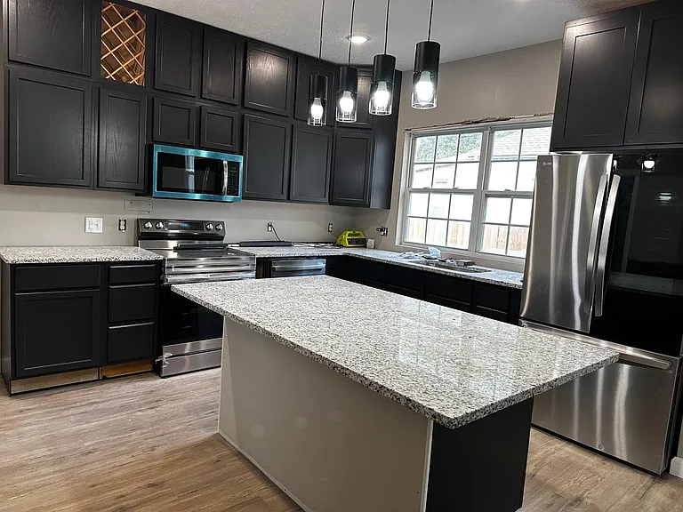 6218 Kearney Ave — Photo 3
