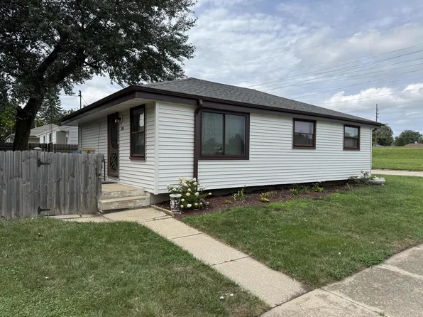 1900 West Lawn AVENUE, Racine, WI 53405