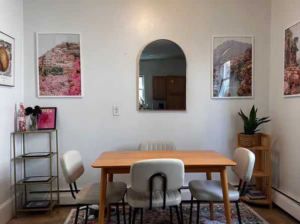 231 Charles St #2, Cambridge, MA 02141