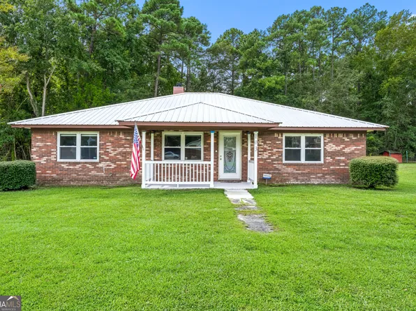103 W Magnolia Ave, Kingsland, GA 31548
