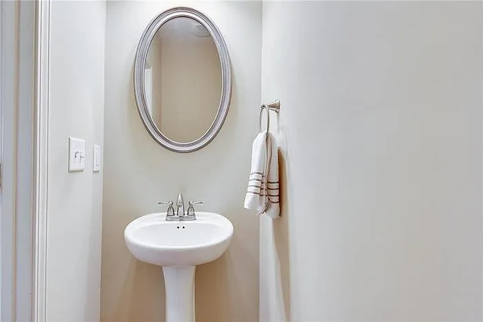 2318 Brynfield Cv — Photo 20