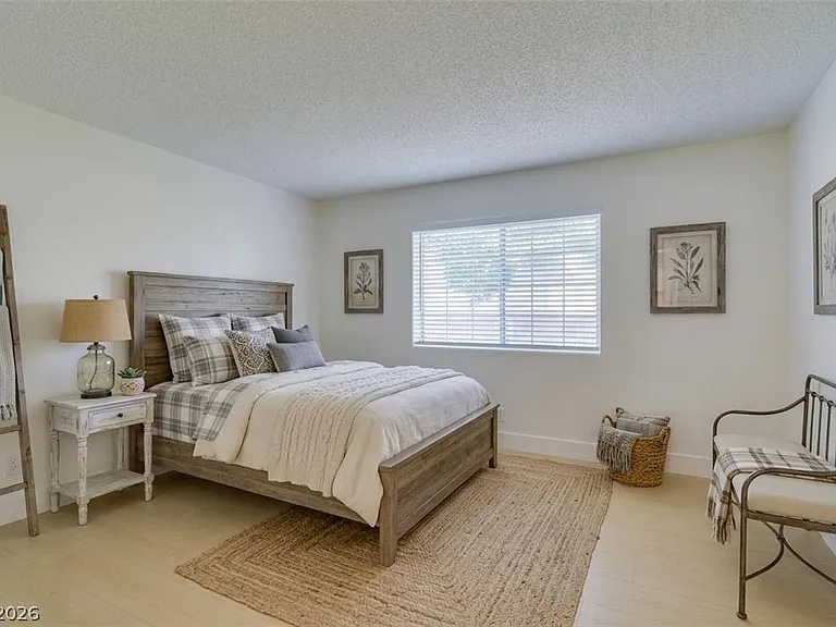 1800 Edmond St #124 — Photo 54