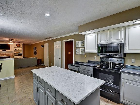 4th image of 8360 Tequista Cir
