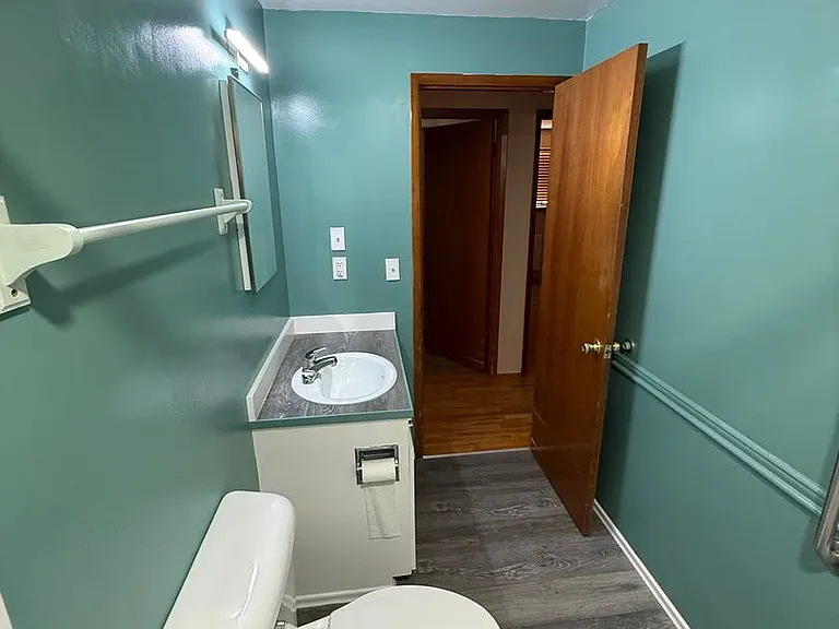 1408 Corona Ave — Photo 8