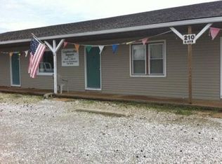 210 S 4th St APT 2, Coulterville, IL 62237